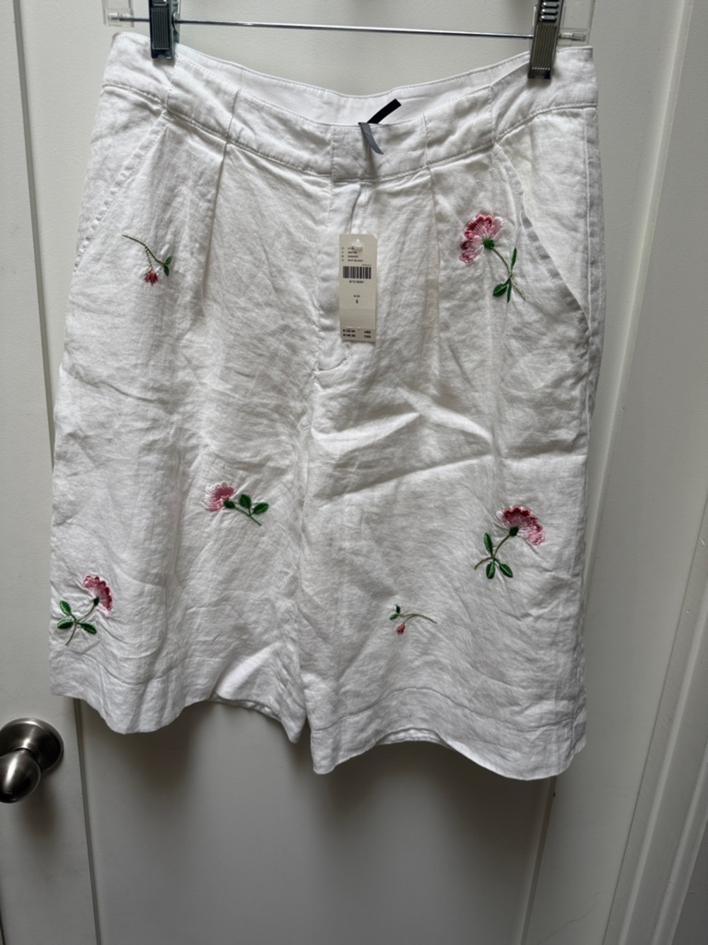 Anthropologie White Linen Shorts with Pink Floral Embroidery size 4
